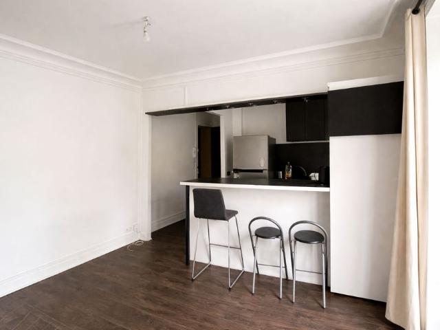 Location appartement 2 pièces, 36.00m², Paris 16