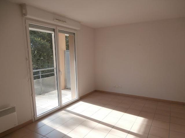 Location Appartement 2 pièces 36 m2 Terrasson Lavilledieu