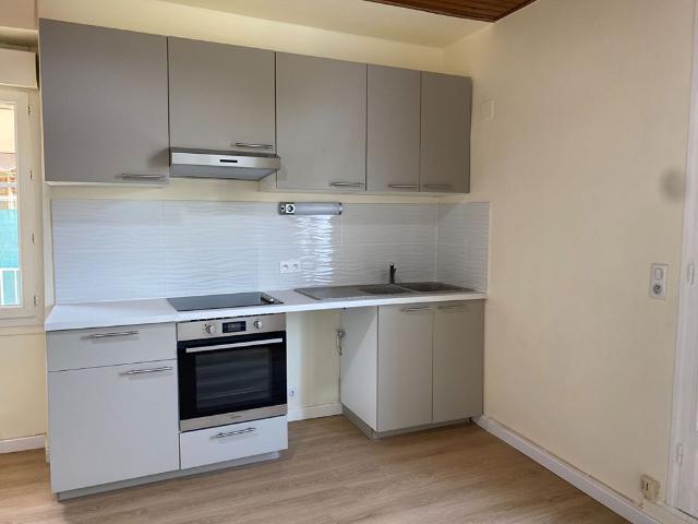 Location appartement 2 pièces, 36.10m², Bédarieux