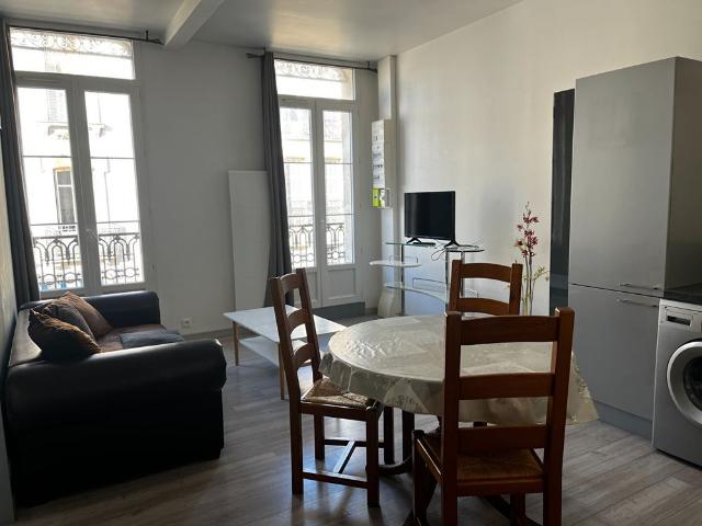 Location appartement 2 pièces, 36.14m², Rochefort