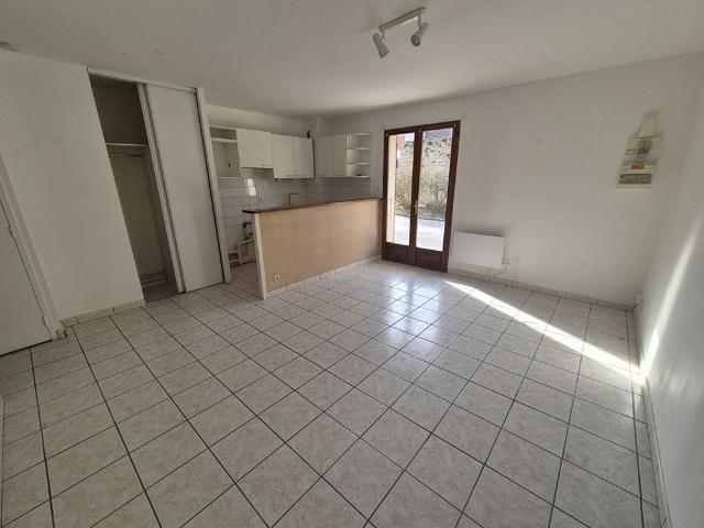 Location appartement 2 pièces, 36.15m², Presles en Brie