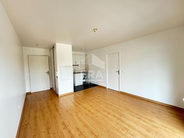 Location Appartement 2 pièces 36 m2 Saint Jean de la Ruelle