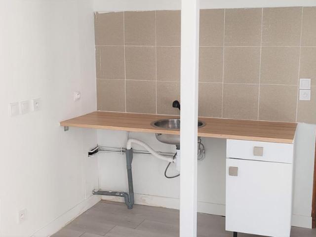 Location Appartement 2 pièces 36m² CHALON SUR SAONE 71100