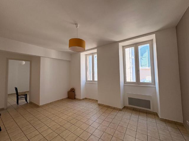 Location Appartement 2 pièces 36m² AUBENAS 07200