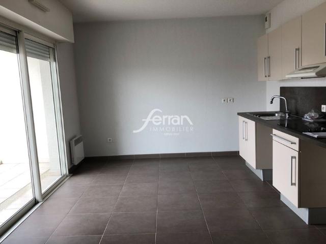 Location Appartement 2 pièces 36m² DRAGUIGNAN 83300