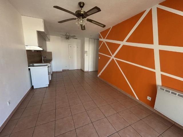 Location Appartement 2 pièces 36m² MARSEILLE 4ème