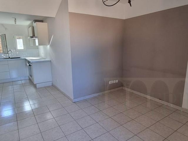 Location Appartement 2 pièces 36m² SUSSARGUES 34160