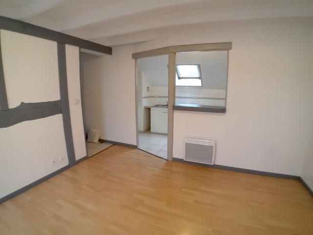 Location Appartement 2 pièces 36m² RUBELLES 77950