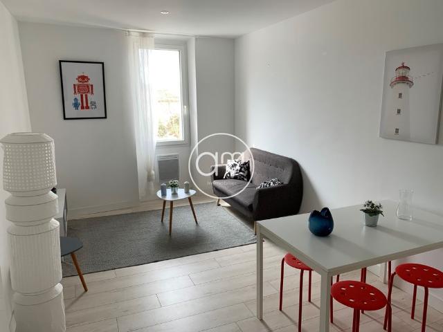 Location Appartement 2 pièces 36m² TOULON 83200