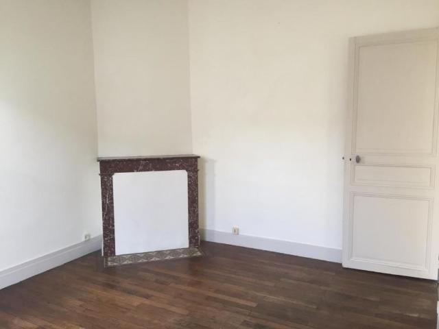 Location Appartement 2 pièces 36m² TOURS 37000