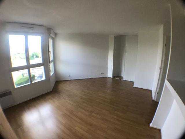 Location appartement 2 pièces, 38.45m², Cergy