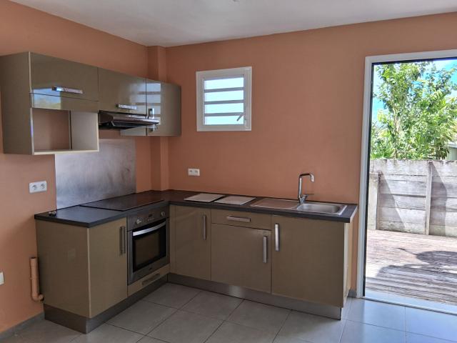 Location appartement 2 pièces, 38.71m², Rivière Salée