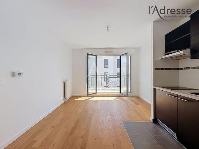 Location appartement 2 pièces, 38.00m², Suresnes