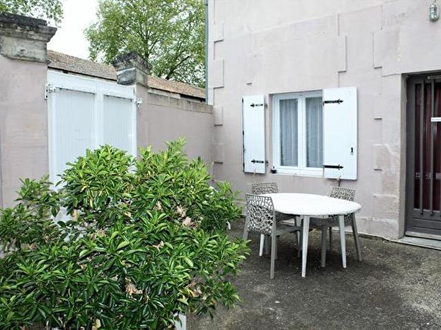 Location appartement 2 pièces, 38.00m², Rochefort