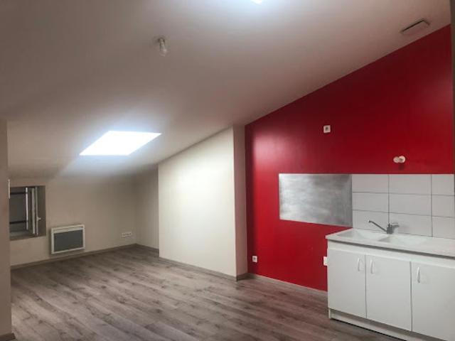 Location Appartement 2 pièces 38.29 m2 Tonnay Charente