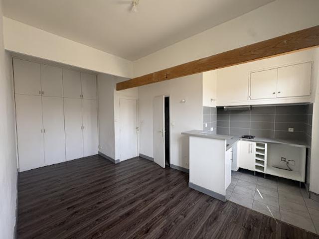 Location Appartement 2 pièces 38.2 m2 Marseille 10ème