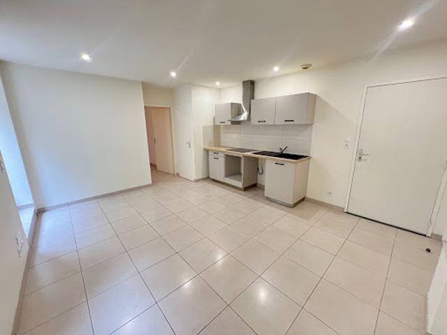 Location Appartement 2 pièces 38 m2 Lavelanet