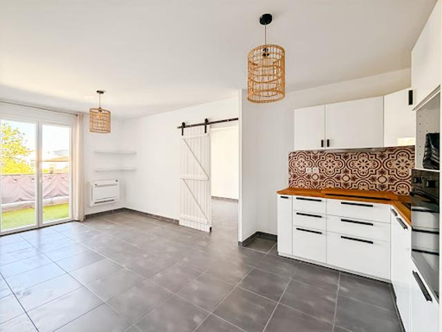 Location Appartement 2 pièces 38 m2 Marseille 13ème