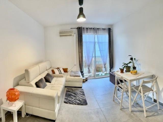 Location Appartement 2 pièces 38 m2 Marseille 5ème