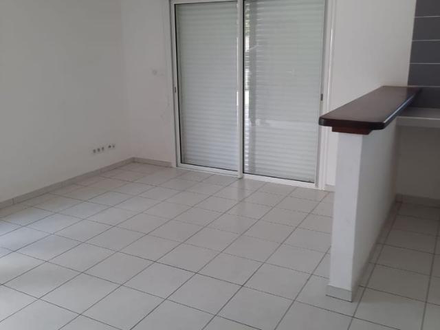 Location Appartement 2 pièces 38m² CAYENNE 97300