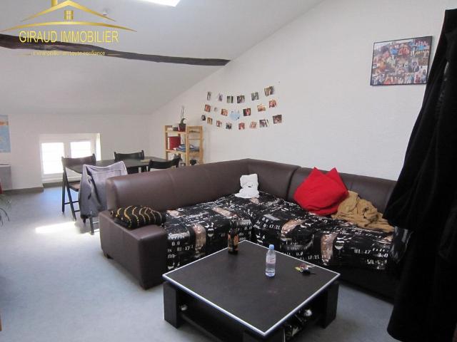 Location Appartement 2 pièces 38m² CHARLIEU 42190