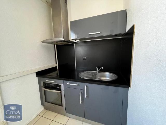 Location Appartement 2 pièces 38m² BOURGES 18000