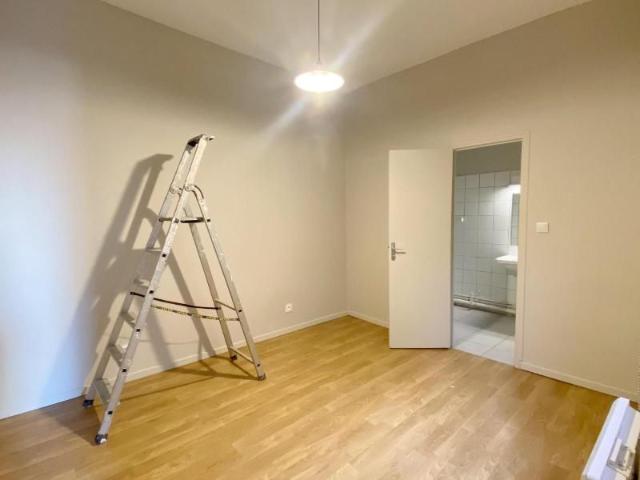 Location Appartement 2 pièces 38m² BORDEAUX 33000