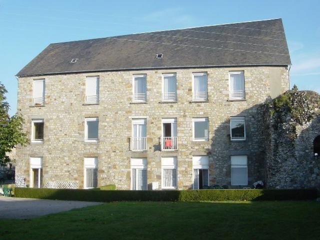 Location Appartement 2 pièces 38m² DOMFRONT EN POIRAIE 61700