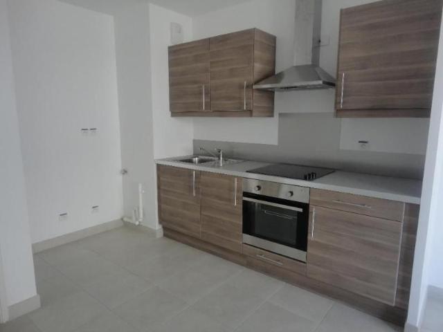 Location Appartement 2 pièces 38m² DECINES CHARPIEU 69150
