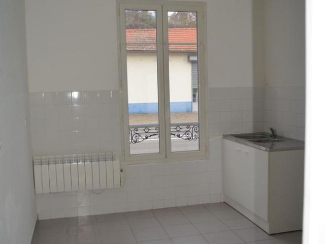 Location Appartement 2 pièces 38m² HARDRICOURT 78250