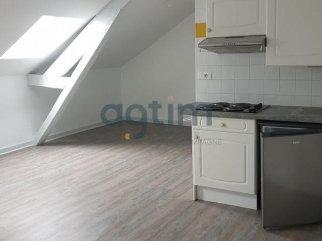 Location Appartement 2 pièces 38m² LA ROCHE SUR YON 85000