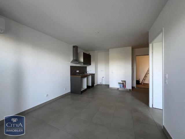 Location Appartement 2 pièces 38m² MONTEUX 84170
