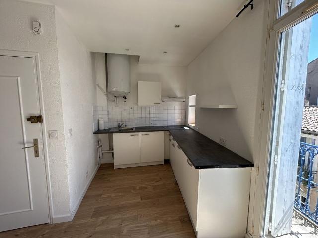 Location Appartement 2 pièces 38m² MONTPELLIER 34000