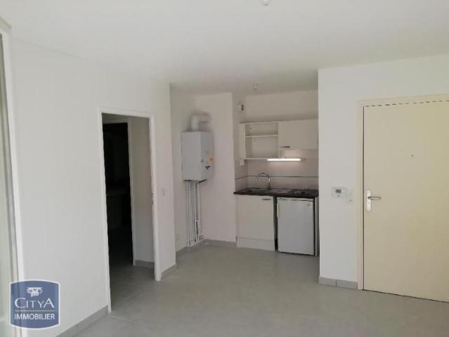 Location Appartement 2 pièces 38m² MIRAMAS 13140