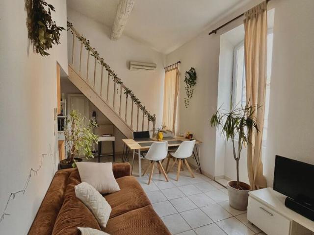 Location Appartement 2 pièces 38m² NIMES 30000