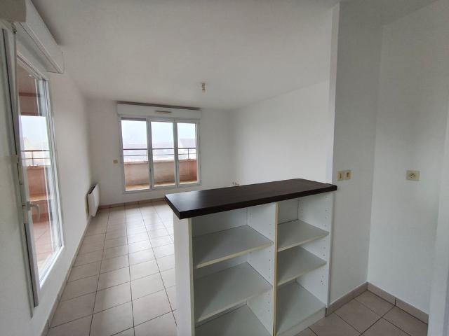 Location Appartement 2 pièces 38m² SAVIGNY LE TEMPLE 77176