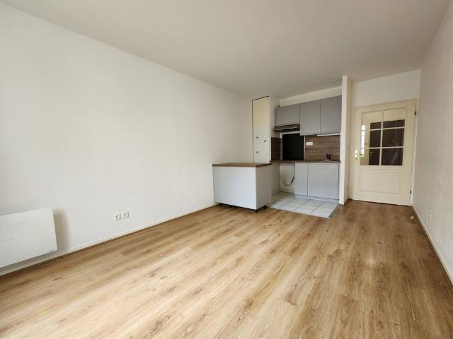 Location Appartement 2 pièces 38m² REIMS 51100