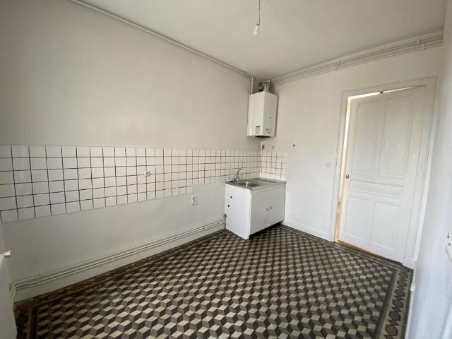Location Appartement 2 pièces 38m² REIMS 51100