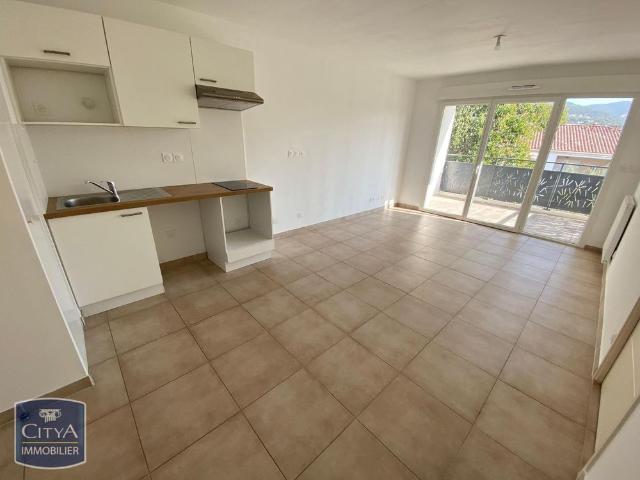 Location Appartement 2 pièces 38m² TOULON 83100