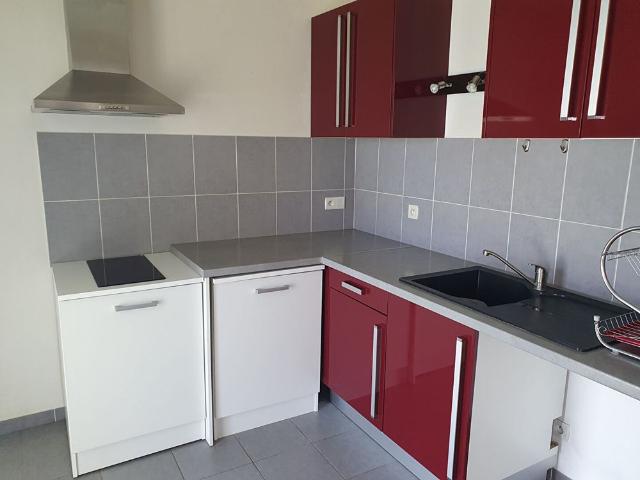 Location appartement 2 pièces, 39.64m², Garons