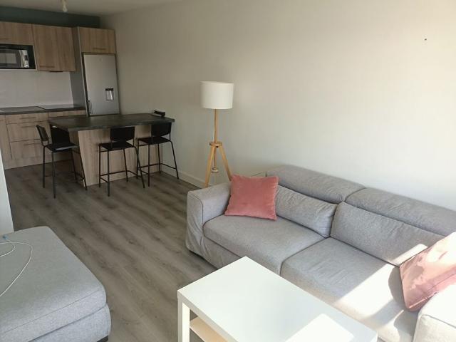 Location appartement 2 pièces, 39.00m², Saint Jory