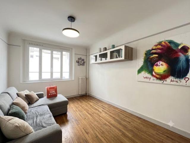 Location Appartement 2 pièces 39 m2 Paris 18ème
