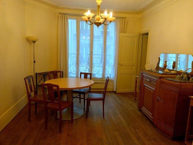Location Appartement 2 pièces 39 m2 Paris 18ème