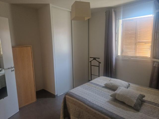 Location Appartement 2 pièces 39m² CHATEAUNEUF LES MARTIGUES 13220