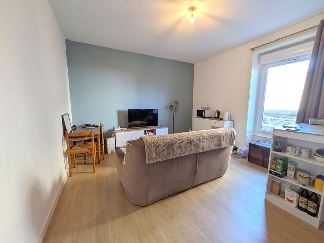 Location Appartement 2 pièces 39m² FOUGERES 35300