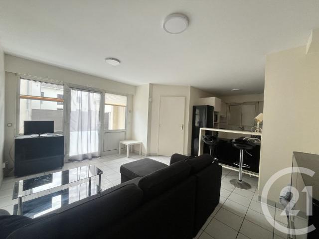 Location Appartement 2 pièces 39m² ORTHEZ 64300