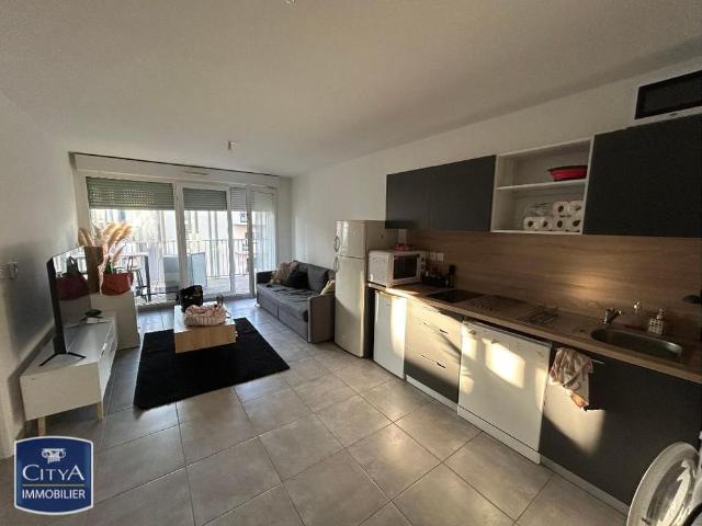 Location Appartement 2 pièces 39m² MARSEILLE 10ème