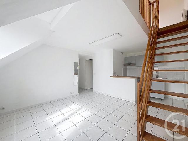 Location Appartement 2 pièces 39m² MELUN 77000