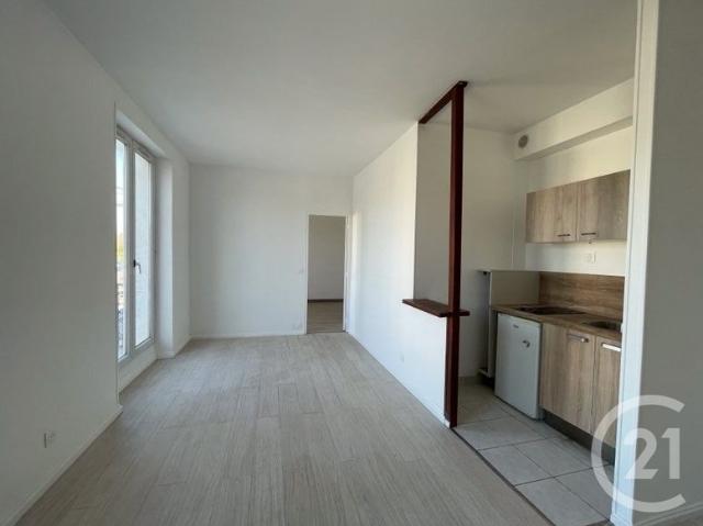 Location Appartement 2 pièces 39m² NEMOURS 77140