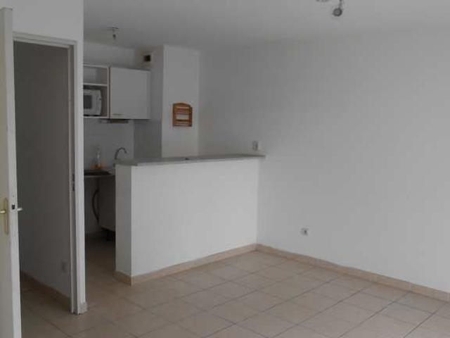 Location Appartement 2 pièces 39m² SETE 34200